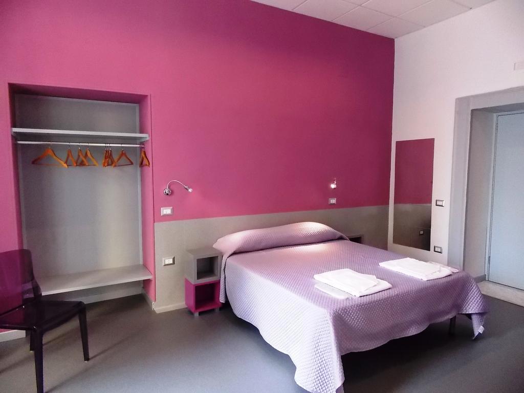 Dsquare Accommodation Naples Bilik gambar